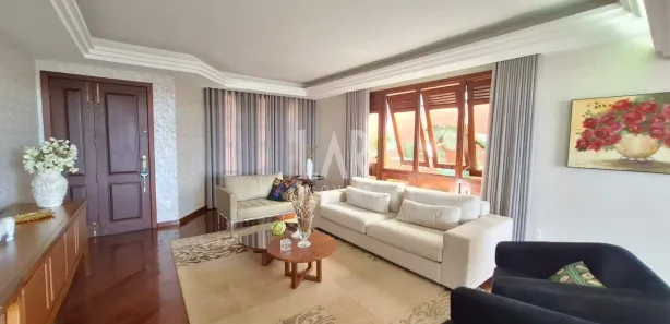 Casa com 4 Quartos à venda, 337m² no São Lucas, Belo Horizonte