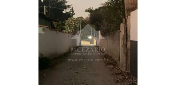 Casa com 3 Quartos à venda, 292m² no Vila Areao, Taubaté