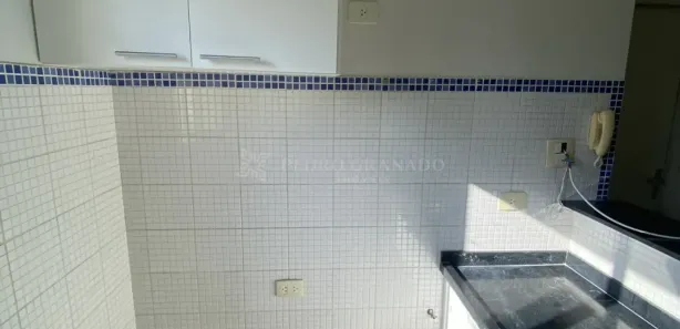 Kitnet com 1 Quarto para alugar, 21m² no Zona 07, Maringá