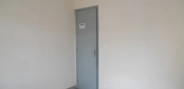 Casa com 2 Quartos para alugar, 10m² no Centro, Nova Iguaçu