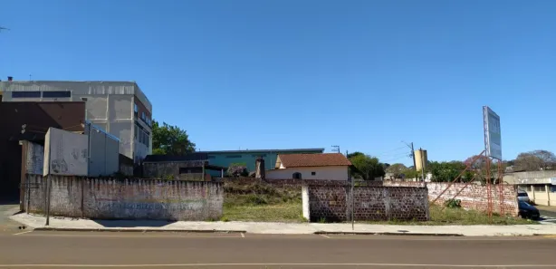 Lote/Terreno para alugar, 892m² no Jardim Zoraide, Campo Mourão