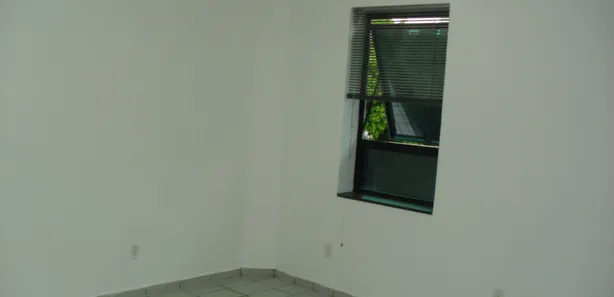 Sala Comercial para venda ou aluguel, 47m² no Macuco, Santos