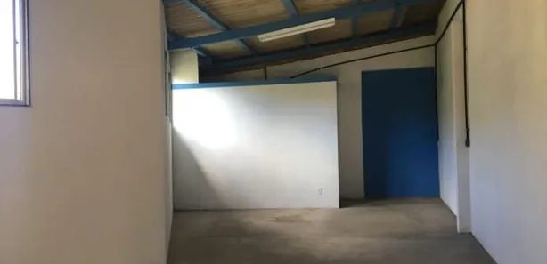 Galpão/Depósito/Armazém para alugar, 80m² no Estrada da Saudade, Petrópolis