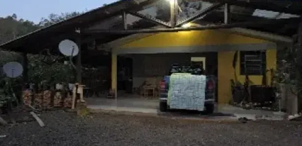 Fazenda/Sítio com 3 Quartos à venda, 80m² no Pedras Brancas, Caraá