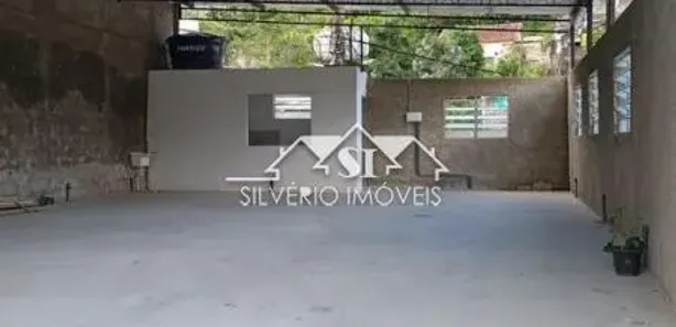 Galpão/Depósito/Armazém para alugar, 140m² no Cascatinha, Petrópolis