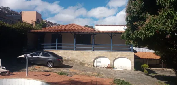 Casa com 5 Quartos para alugar, 2463m² no Serra, Belo Horizonte