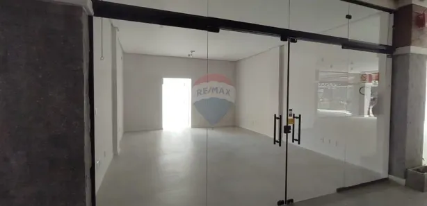 Sala Comercial à venda, 43m² no Centro, Canela