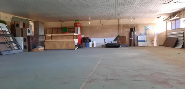 Sala Comercial com 1 Quarto para alugar, 450m² no Águas Claras, Salvador