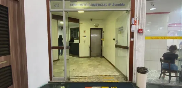 Sala Comercial para alugar, 30m² no Gonzaga, Santos