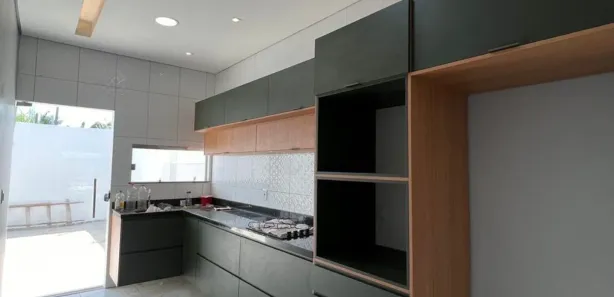 Casa de Condomínio com 3 Quartos para alugar, 90m² no Parque 10 de Novembro, Manaus