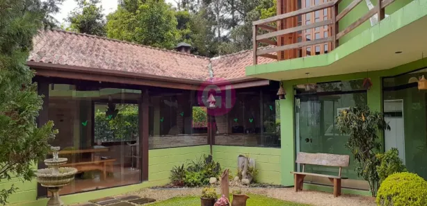 Casa de Condomínio com 3 Quartos à venda, 272m² no SP-046, Santo Antônio do Pinhal