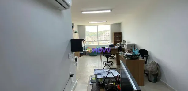 Sala Comercial à venda, 28m² no Santa Rosa, Niterói