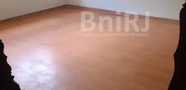 Apartamento com 2 Quartos para venda ou aluguel, 65m² no Retiro, Petrópolis