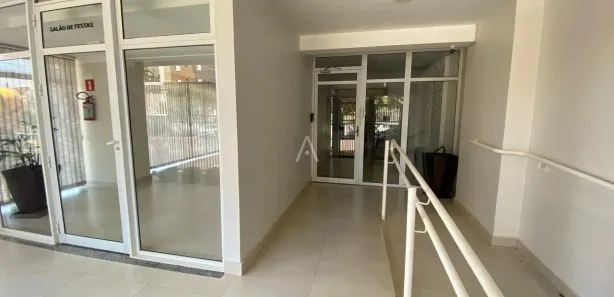 Apartamento com 2 Quartos para alugar, 51m² no Centro, Cascavel