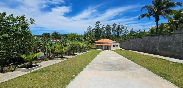 Fazenda/Sítio com 3 Quartos à venda, 90m² no Bonsucesso (Bacaxá), Saquarema