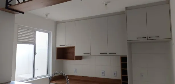 Apartamento com 2 Quartos para alugar, 64m² no Jardim Itaqui, Campo Largo