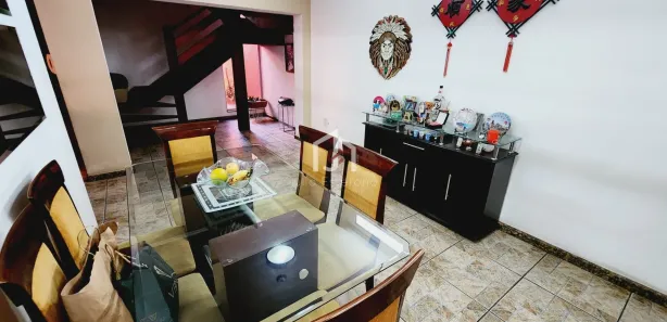 Sobrado com 3 Quartos à venda, 260m² no Jardim Califórnia, Taubaté