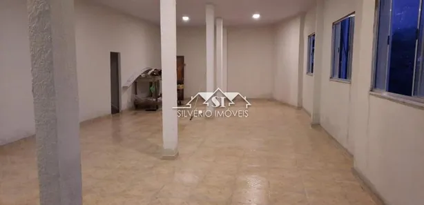 Ponto Comercial para alugar, 130m² no Retiro, Petrópolis