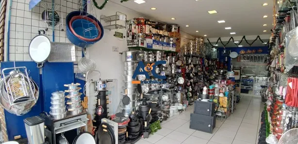 Sala Comercial à venda, 120m² no Conjunto Cristina (São Benedito), Santa Luzia