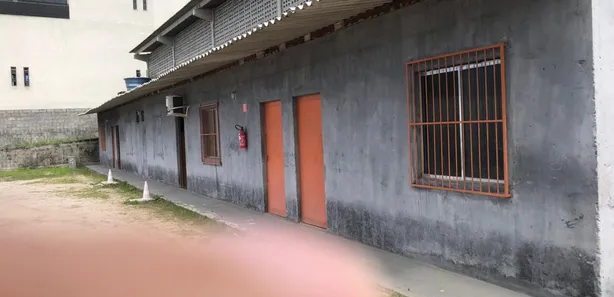 Galpão/Depósito/Armazém com 1 Quarto para alugar, 750m² no Buraquinho, Lauro de Freitas