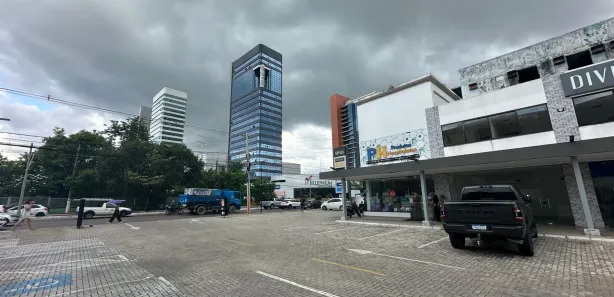 Sala Comercial para alugar, 220m² no Chapada, Manaus