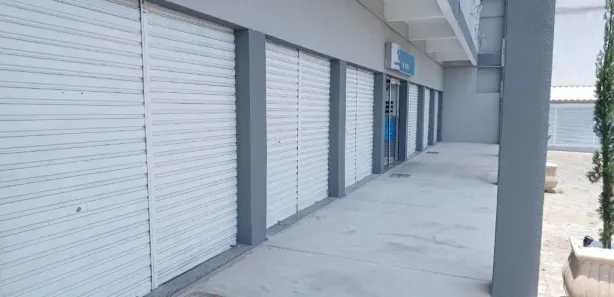 Ponto Comercial para alugar, 38m² no Jardim Caiçara, Cabo Frio