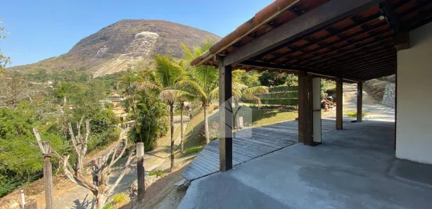 Fazenda/Sítio com 3 Quartos à venda, 14000m² no Posse, Petrópolis