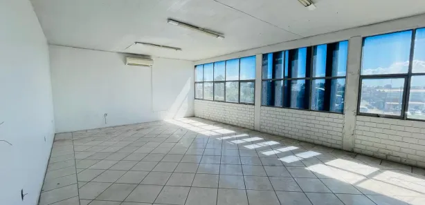 Sala Comercial para alugar, 66m² no Niterói, Canoas
