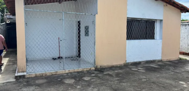 Casa com 3 Quartos para alugar, 90m² no Potengi, Natal
