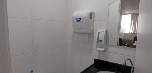 Sala Comercial para alugar, 60m² no Adrianópolis, Manaus