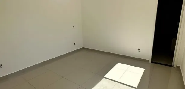 Casa de Condomínio com 5 Quartos para alugar, 350m² no Jardins Paris, Goiânia