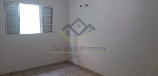 Casa com 2 Quartos para alugar, 75m² no Jardim Carlos Cooper, Suzano