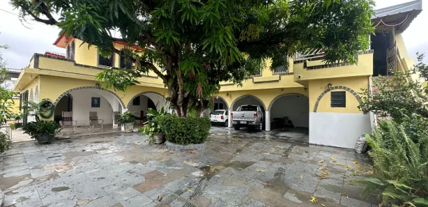 Sobrado com 10 Quartos à venda, 396m² no Parque 10 de Novembro, Manaus