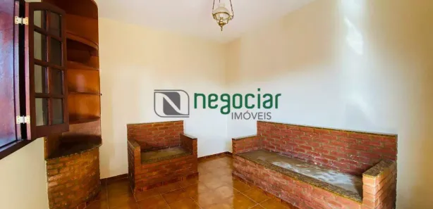 Casa com 3 Quartos para alugar, 200m² no Ingá, Betim