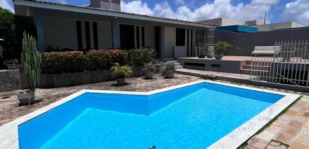 Sobrado com 4 Quartos à venda, 450m² no Capim Macio, Natal