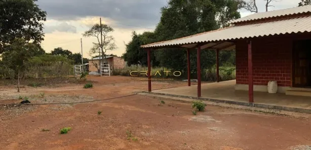 Fazenda/Sítio com 3 Quartos à venda, 3000m² no Vila São Vicente, Anápolis