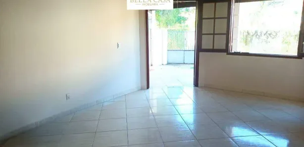 Casa com 3 Quartos para alugar, 90m² no Centro, Araruama