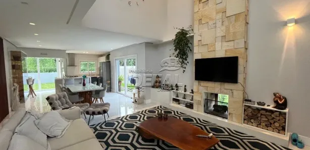 Sobrado com 3 Quartos à venda, 214m² no Sanga Funda, Nova Santa Rita
