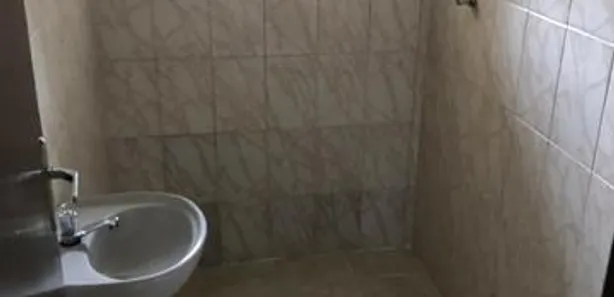 Casa com 1 Quarto para alugar, 10m² no Campo Grande, Rio de Janeiro