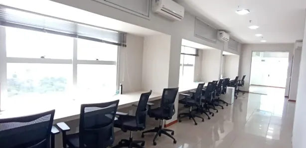Sala Comercial para alugar, 158m² no Chapada, Manaus