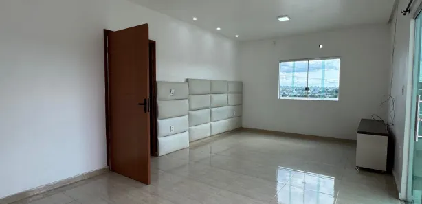 Casa com 5 Quartos à venda, 270m² no Nova Cidade, Manaus