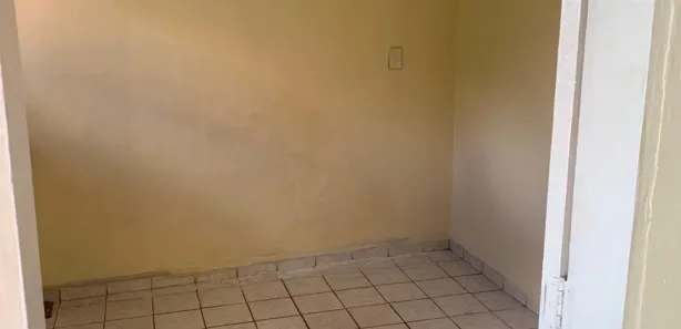 Casa com 2 Quartos para alugar, 70m² no Alecrim, Natal