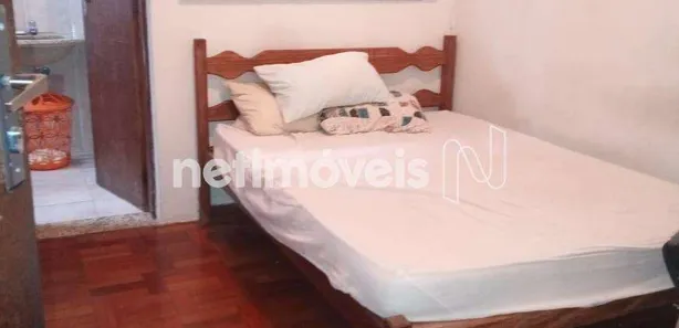 Casa com 5 Quartos à venda, 221m² no São Lucas, Belo Horizonte