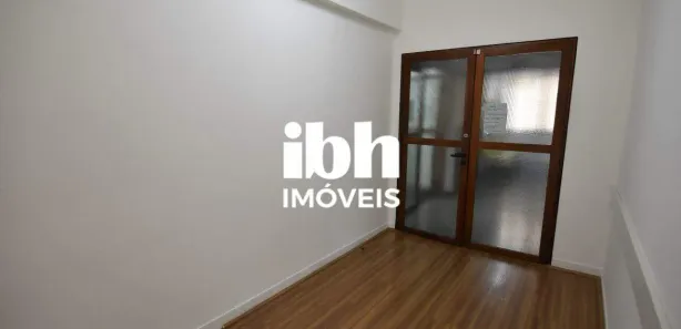 Sala Comercial para alugar, 40m² no Santa Efigênia, Belo Horizonte