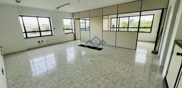 Sala Comercial à venda, 70m² no Jardim Paulista, Suzano