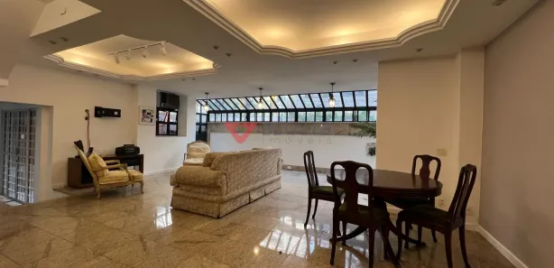Casa com 4 Quartos para venda ou aluguel, 220m² no Copacabana, Rio de Janeiro