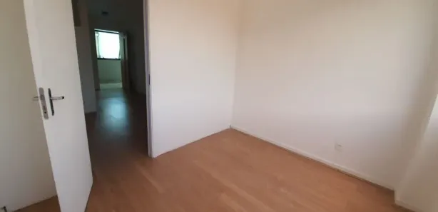 Sala Comercial à venda, 26m² no Centro, São Gonçalo