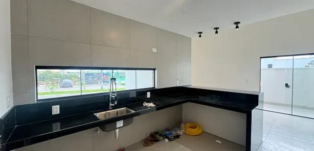 Casa de Condomínio com 3 Quartos à venda, 120m² no Cajupiranga, Parnamirim