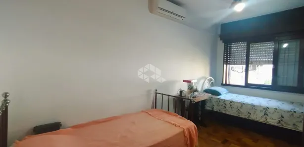 Casa com 4 Quartos à venda, 240m² no Igara, Canoas