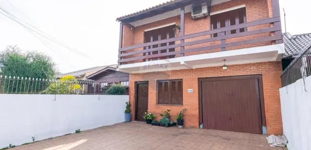 Sobrado com 3 Quartos à venda, 160m² no Jardim do Bosque, Cachoeirinha